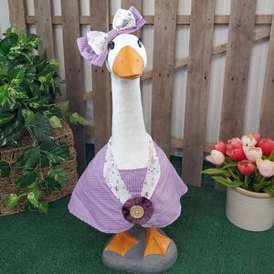 Large Concrete Porch Goose Cape With Bow Outfit Homemade